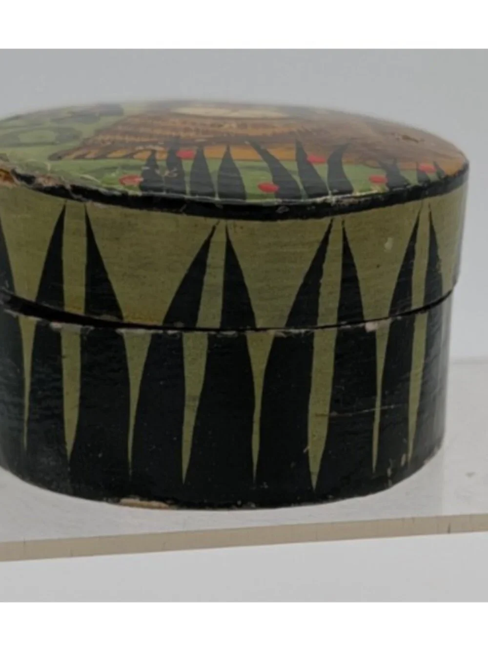 DAMAGED Paper Mache Round  Trinket Box - Vintage Cat Kitty  -Lacquer Finish